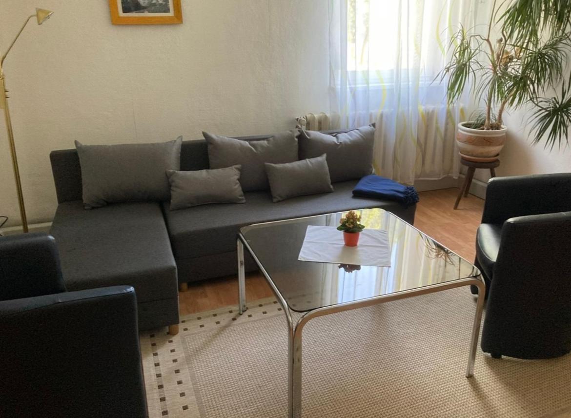 Geister Apartment *